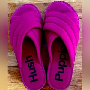 Hush Puppies Sandles.. purchased from DSW never worn